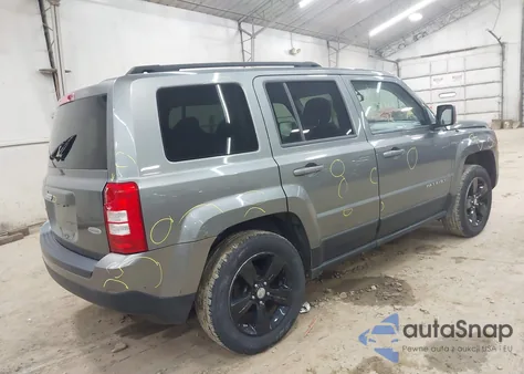 2012 Jeep Patriot Latitude z USA, uszkodzony, nr VIN 1C4NJRFB4CD608701
